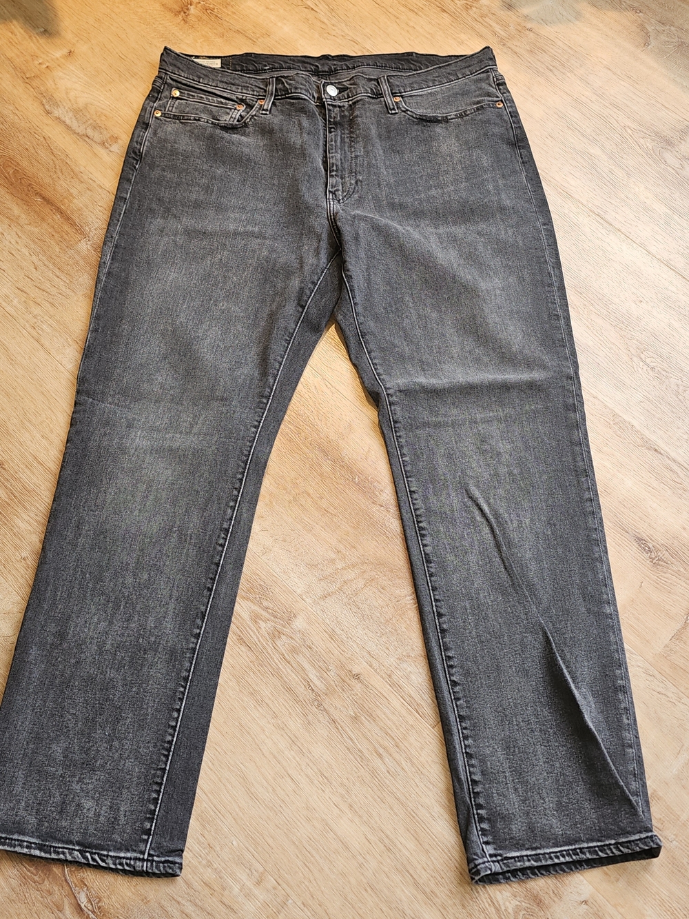 Men's Straight Fit Grey Jeans - Classic Casual Style
